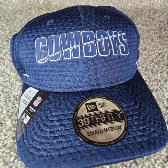 NEW ERA 39THIRTY NETECH Dallas Cowboys Hat Small-Medium NEW - Picture 1 of 9